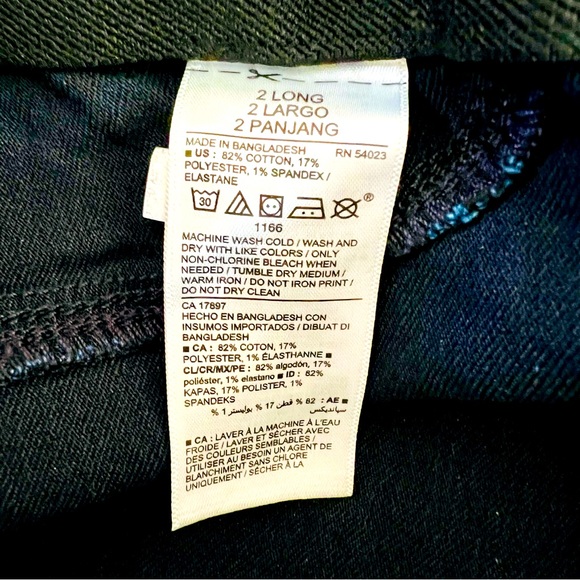 NWT, Old Navy super skinny slimming effect waistband Jean/Jegging size 2 long - Picture 5 of 5